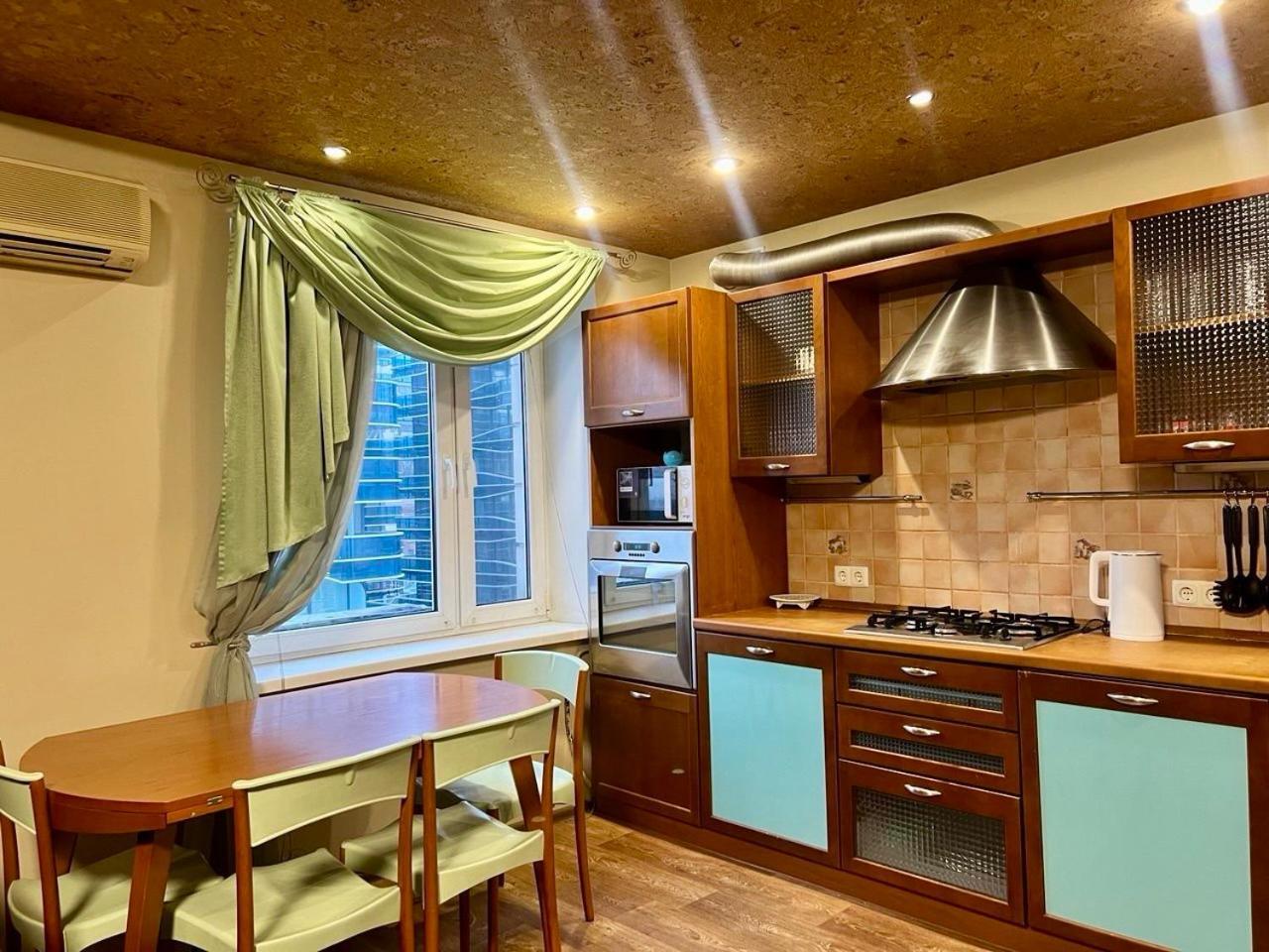 Apartment In The Center Of Kiev Luaran gambar